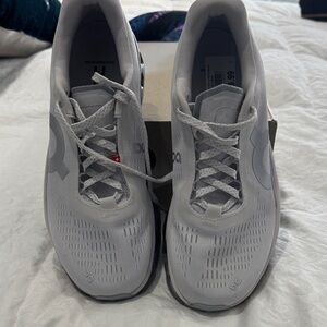 On Running Women's Cloudmonster 2